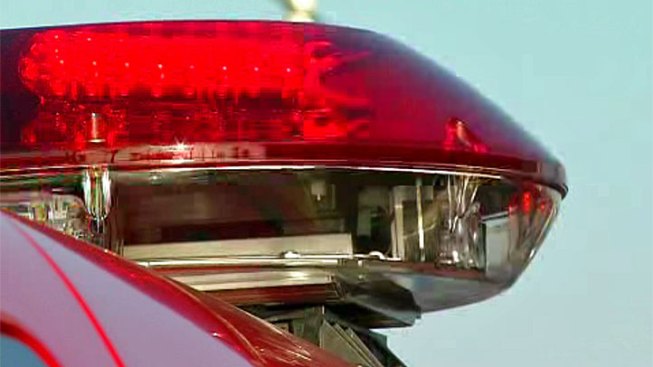 Pilot hurt in crash of small plane into North Carolina field